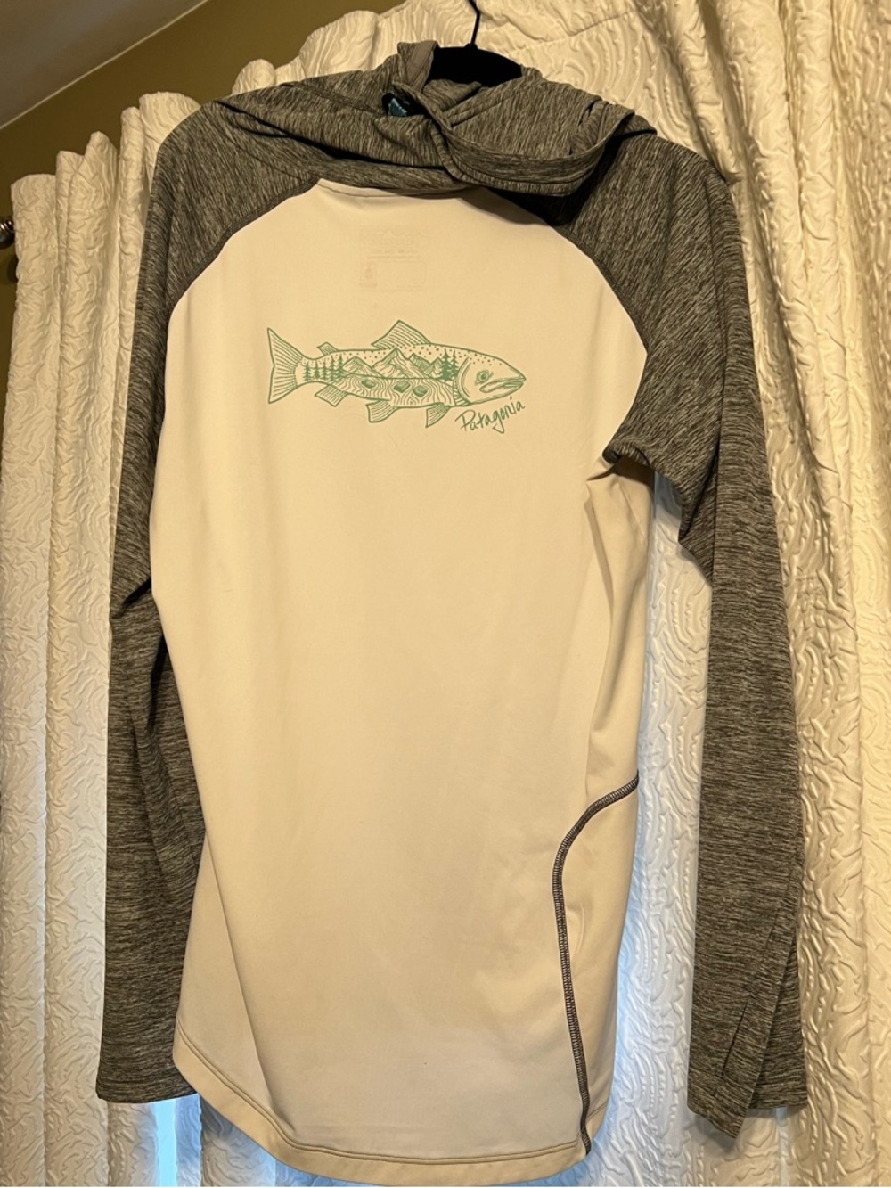Patagonia Cream and Gray Hooded capilene cool hoodie